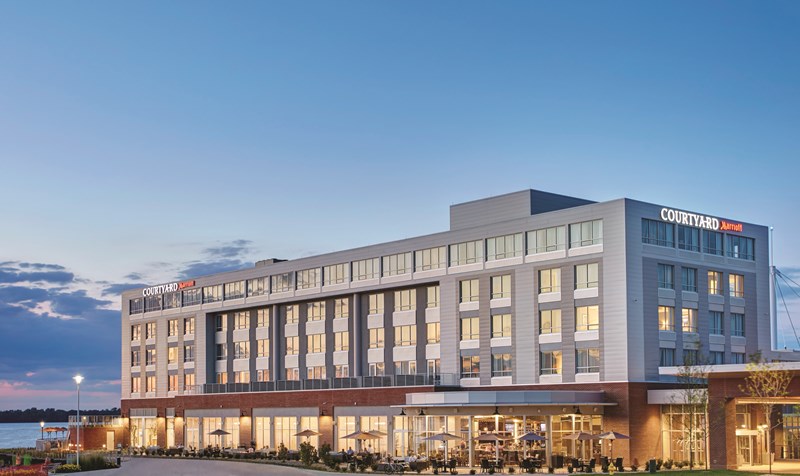 CourtyardBayfront_Exterior_Dusk